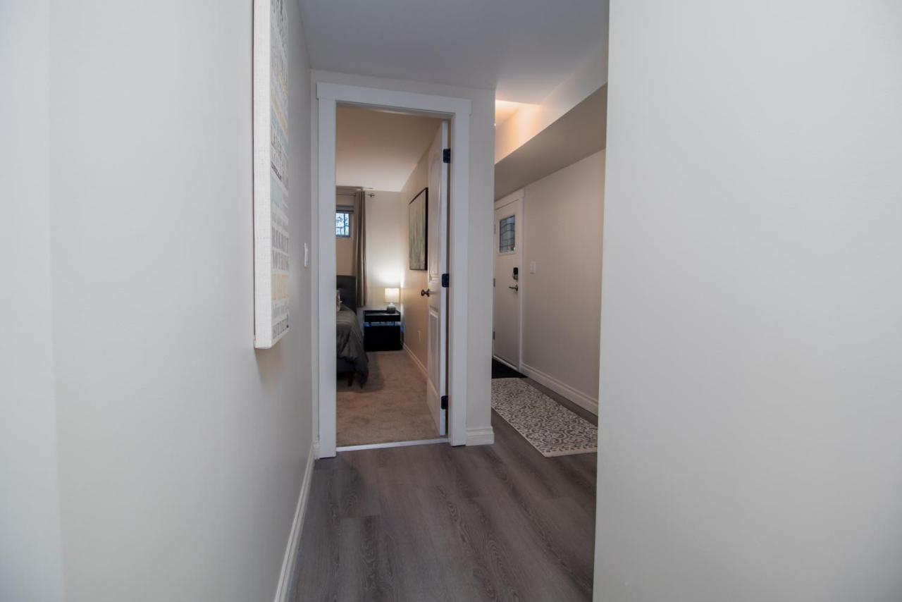 Bright Private Suite Near Departure Bay Beach Nanaimo Kültér fotó